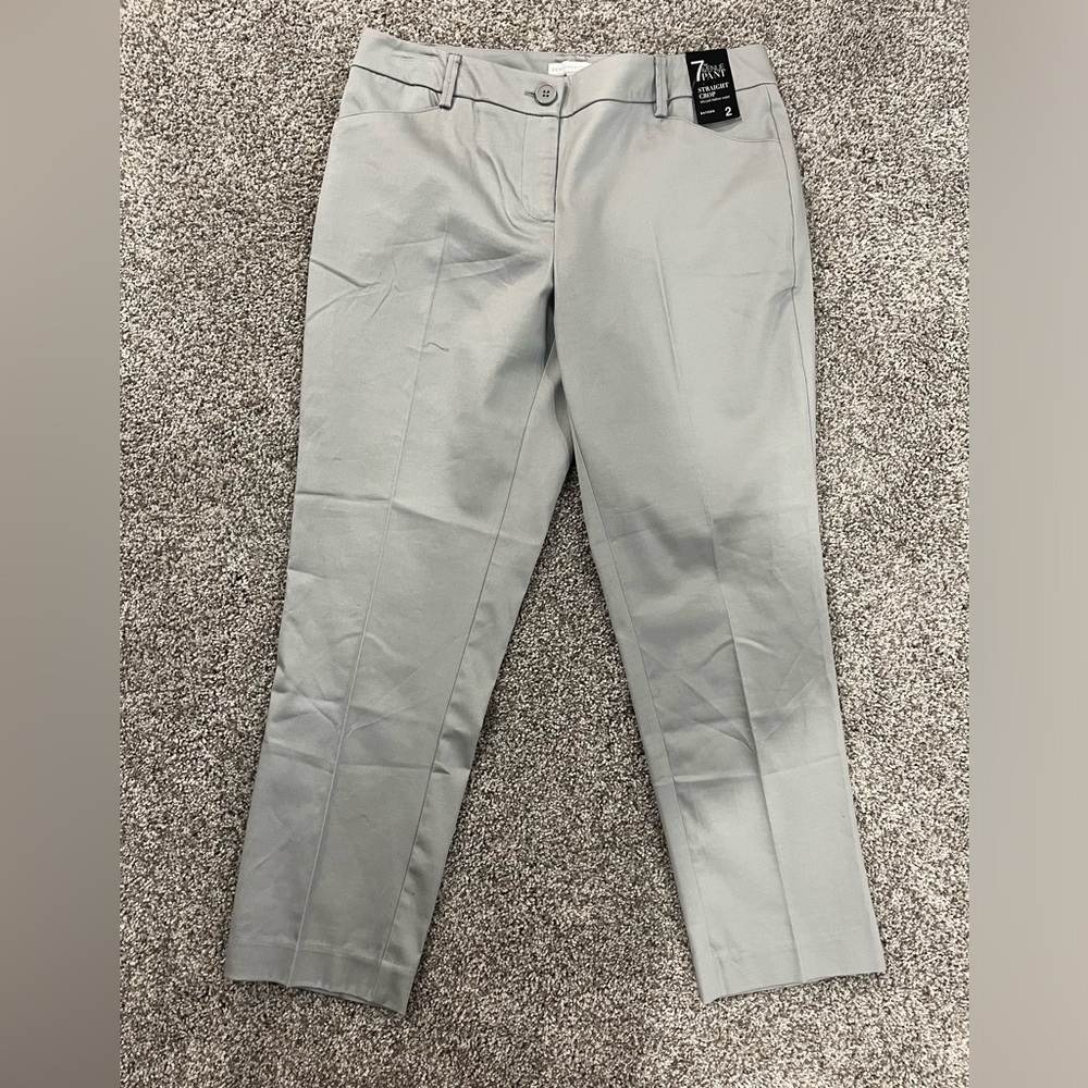 Loft Straight Crop